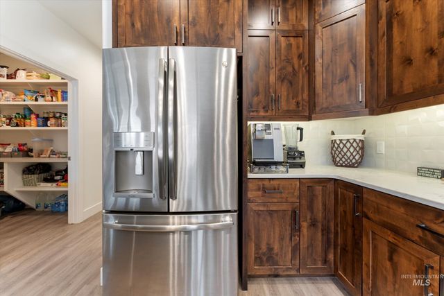 1820 N Highbury Way, Eagle, ID 83616