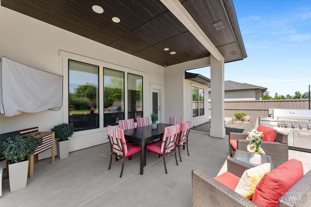 1820 N Highbury Way, Eagle, ID 83616