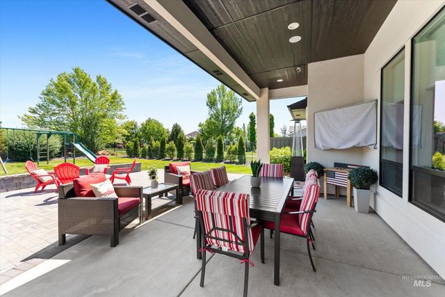 1820 N Highbury Way, Eagle, ID 83616