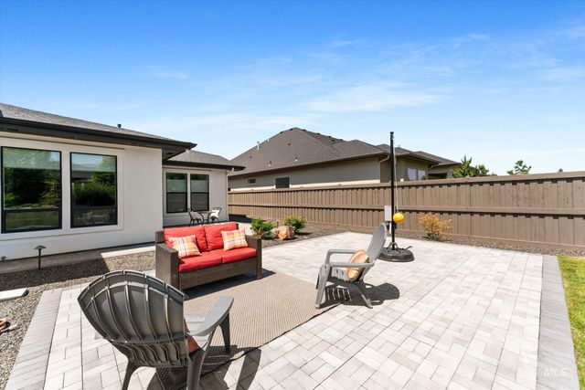 1820 N Highbury Way, Eagle, ID 83616