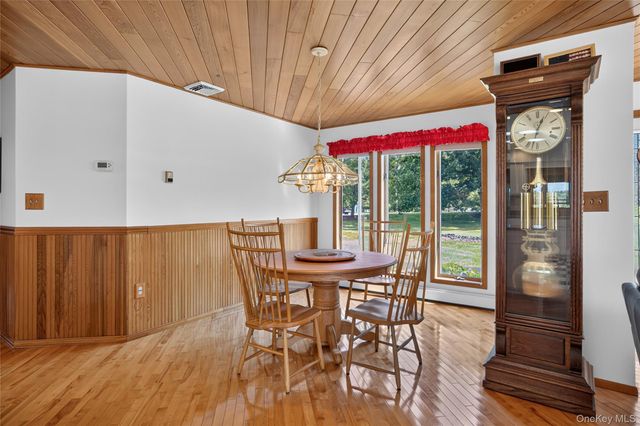 122 Dekay Road, Warwick, NY 10990