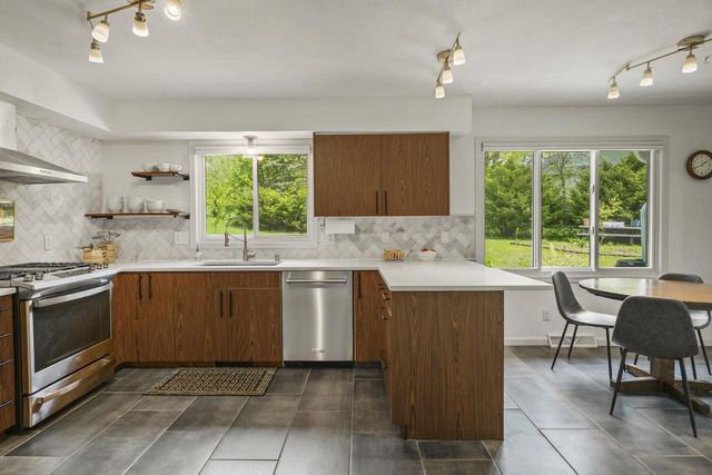 37 Harwood Circle, Madison, WI 53717
