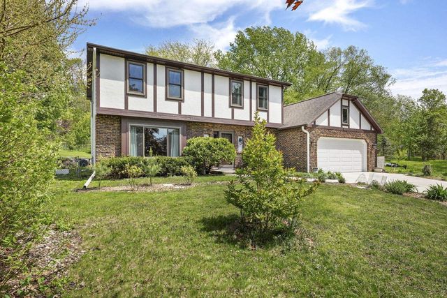 37 Harwood Circle, Madison, WI 53717