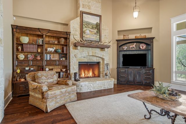 216 Rio Cordillera, Boerne, TX 78006