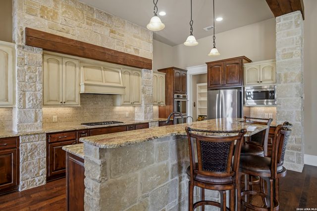 216 Rio Cordillera, Boerne, TX 78006