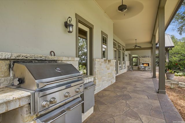 216 Rio Cordillera, Boerne, TX 78006