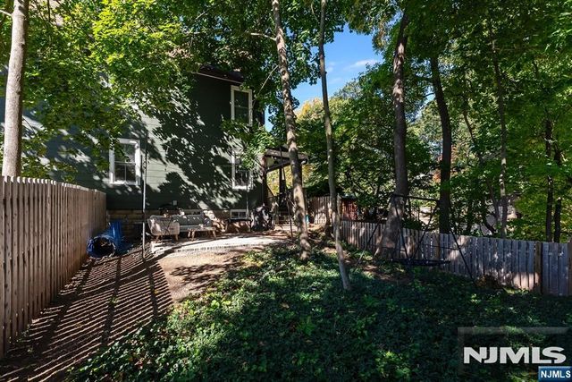 59 Chestnut Street A, Montclair, NJ 07042