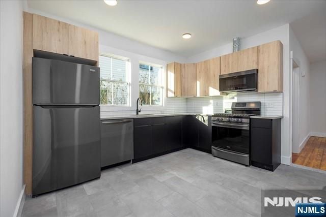 59 Chestnut Street A, Montclair, NJ 07042