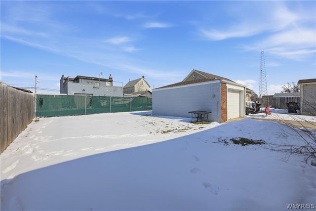 2540 Jerauld Avenue, Niagara Falls, NY 14305