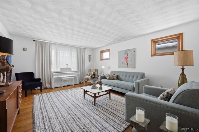 2540 Jerauld Avenue, Niagara Falls, NY 14305