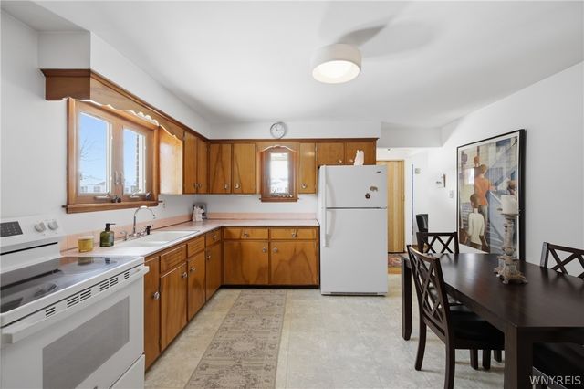 2540 Jerauld Avenue, Niagara Falls, NY 14305