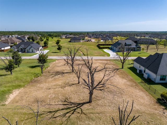 2711 Village Road, Granbury, TX 76049