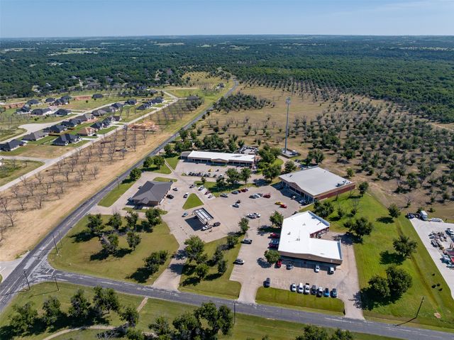 2711 Village Road, Granbury, TX 76049