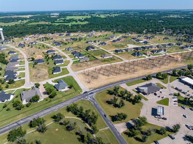 2711 Village Road, Granbury, TX 76049