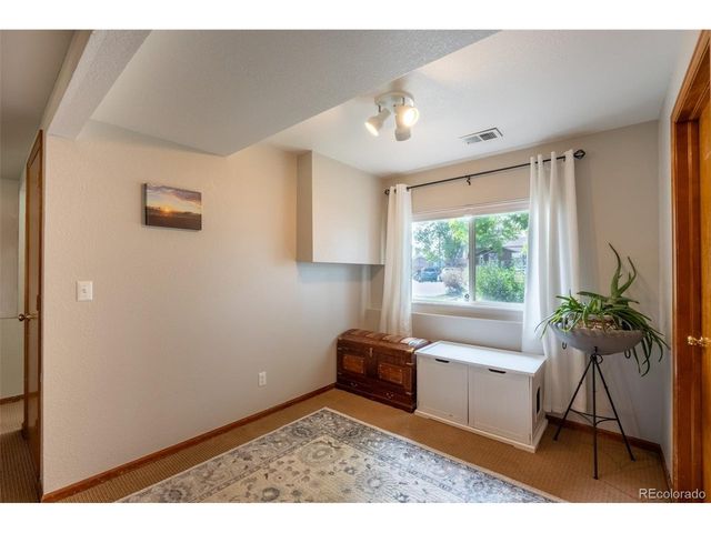 575 24th Pl SW, Loveland, CO 80537