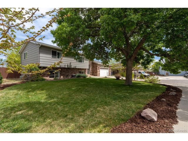 575 24th Pl SW, Loveland, CO 80537
