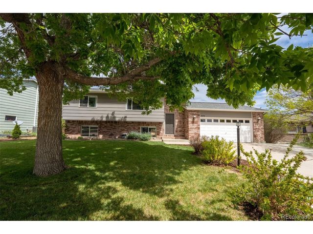 575 24th Pl SW, Loveland, CO 80537