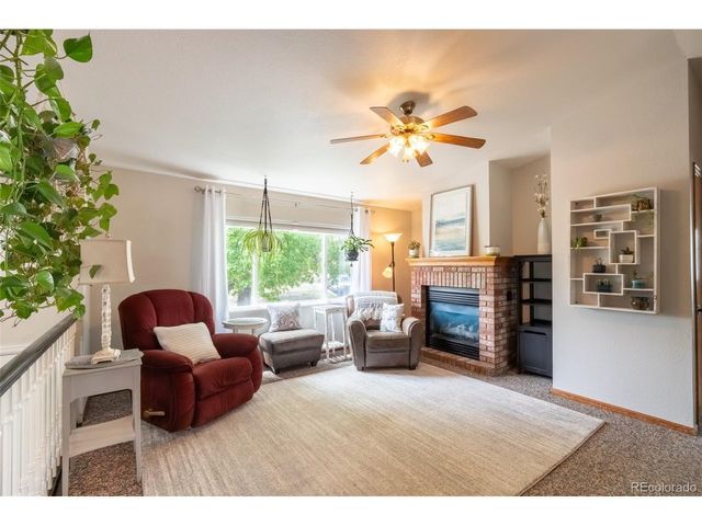 575 24th Pl SW, Loveland, CO 80537