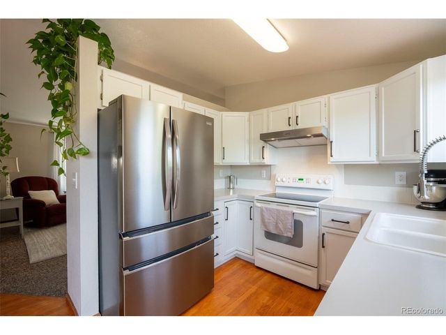 575 24th Pl SW, Loveland, CO 80537