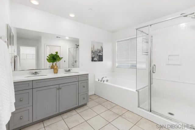 8612 Arlington Way, Santee, CA 92071