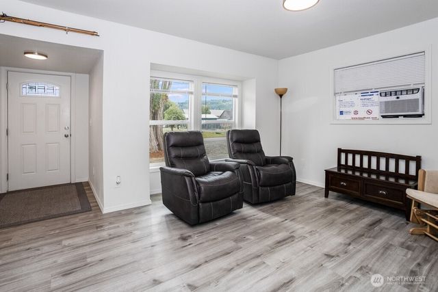 324 6th Street, Vader, WA 98593