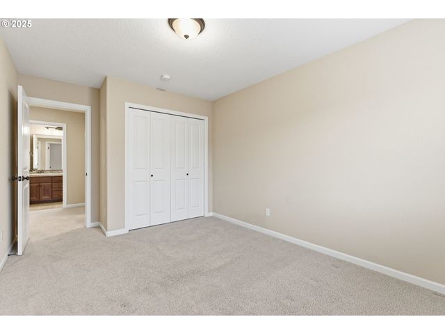 4019 Se Oakhurst St, Hillsboro, OR 97123