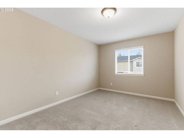 4019 Se Oakhurst St, Hillsboro, OR 97123