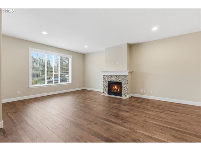 4019 Se Oakhurst St, Hillsboro, OR 97123