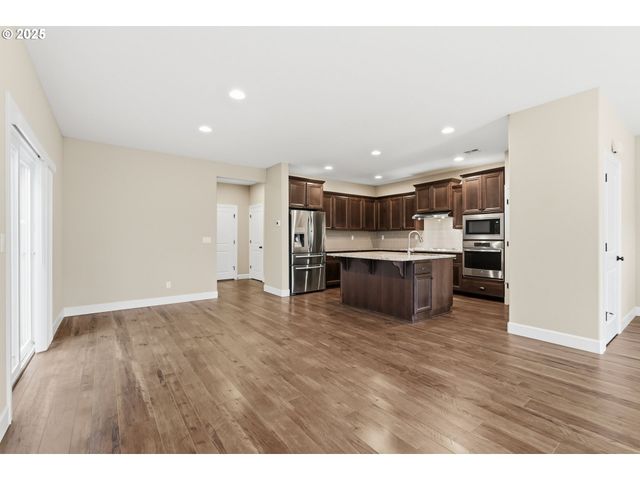 4019 Se Oakhurst St, Hillsboro, OR 97123