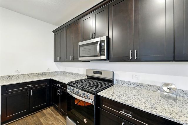 10725 Bancroft Park Ln, Houston, TX 77075