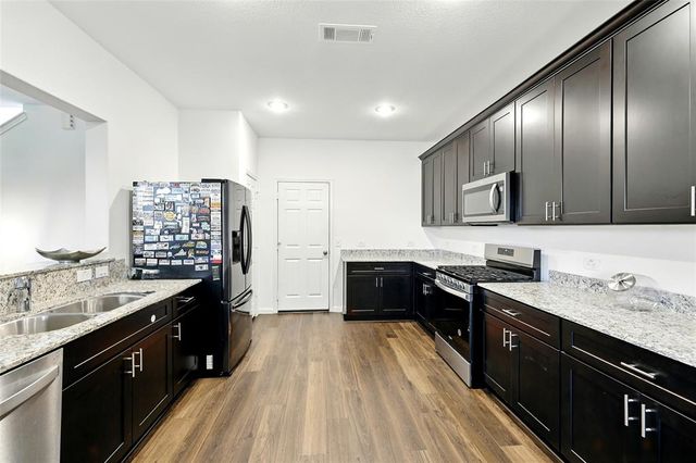 10725 Bancroft Park Ln, Houston, TX 77075