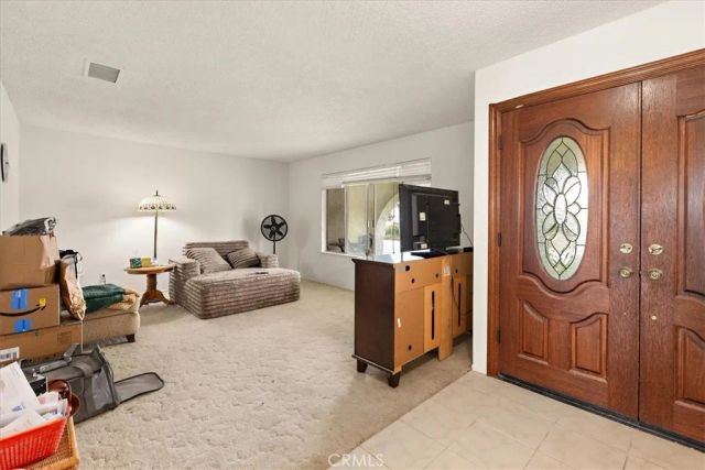 16704 Stallion, Riverside, CA 92504