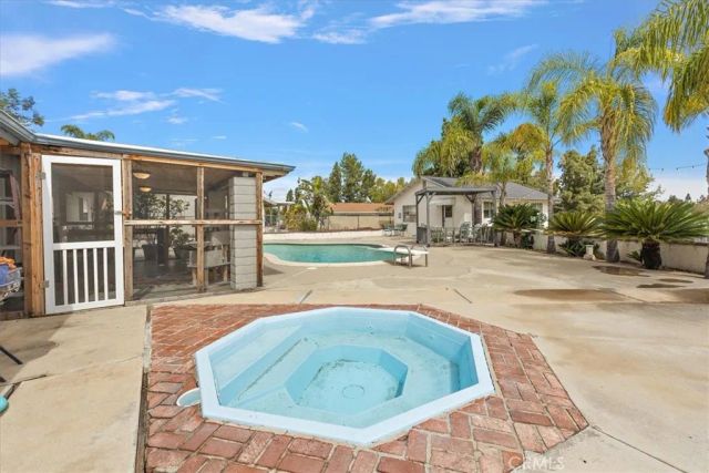 16704 Stallion, Riverside, CA 92504