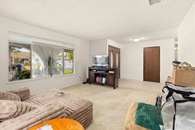 16704 Stallion, Riverside, CA 92504