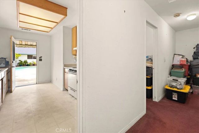 16704 Stallion, Riverside, CA 92504