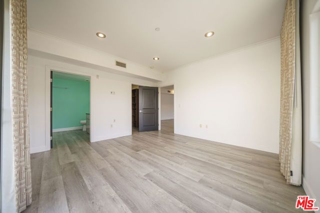 970 S St Andrews Place 306, Los Angeles, CA 90019