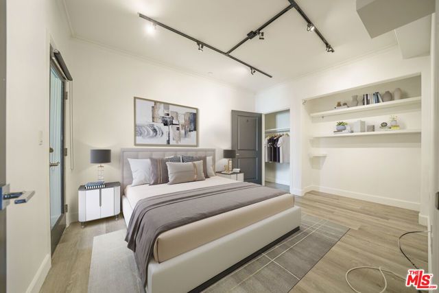 970 S St Andrews Place 306, Los Angeles, CA 90019