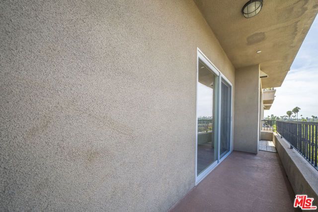 970 S St Andrews Place 306, Los Angeles, CA 90019