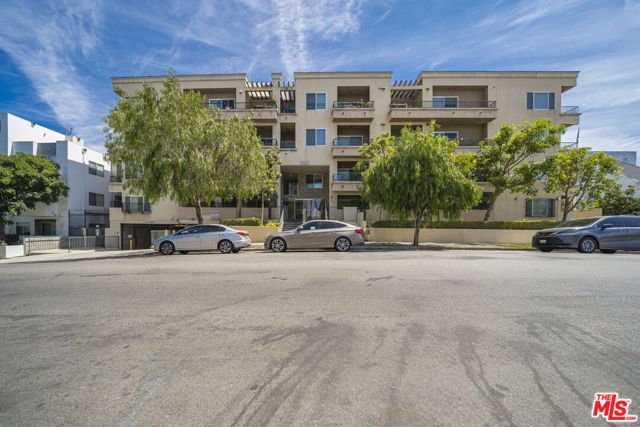 970 S St Andrews Place 306, Los Angeles, CA 90019