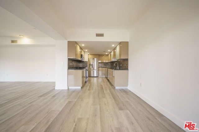 970 S St Andrews Place 306, Los Angeles, CA 90019