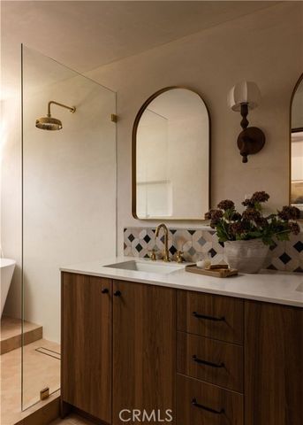 1817 N Avenue 55, Los Angeles, CA 90042