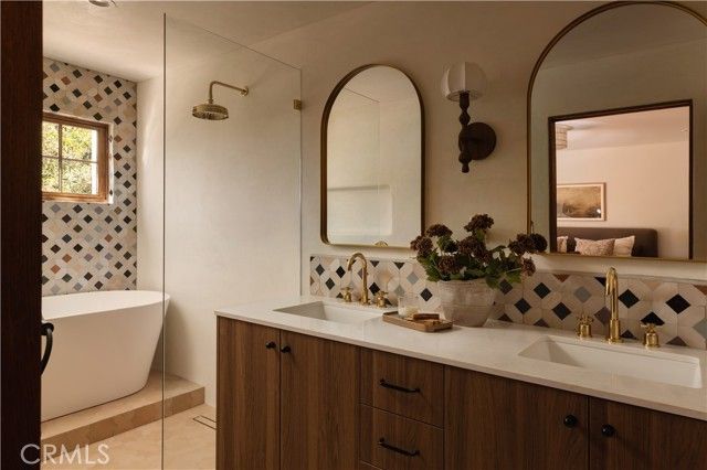 1817 N Avenue 55, Los Angeles, CA 90042