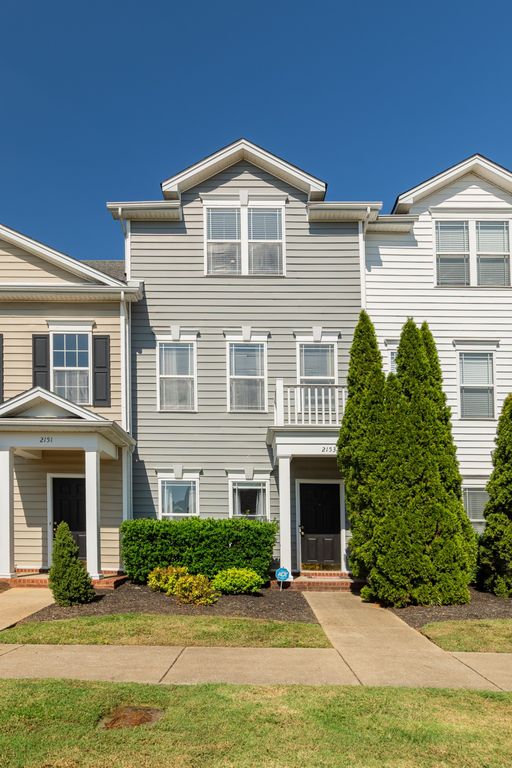 2153 Gold Valley Dr, Murfreesboro, TN 37130