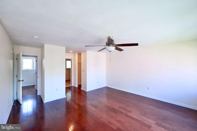 621-00 N 10TH ST, Philadelphia, PA 19123
