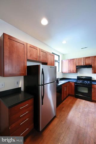 621-00 N 10TH ST, Philadelphia, PA 19123
