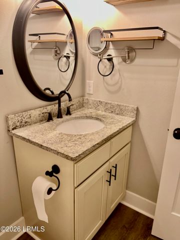 7 Canopy Lane, St. Helena Island, SC 29920
