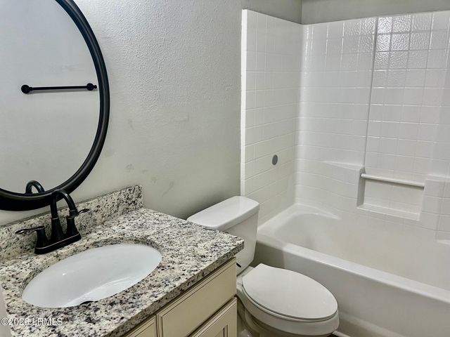 7 Canopy Lane, St. Helena Island, SC 29920