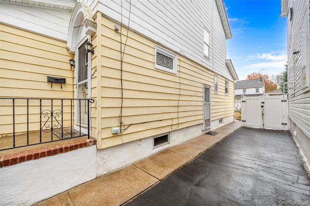 24358 144th Avenue, Rosedale, NY 11422