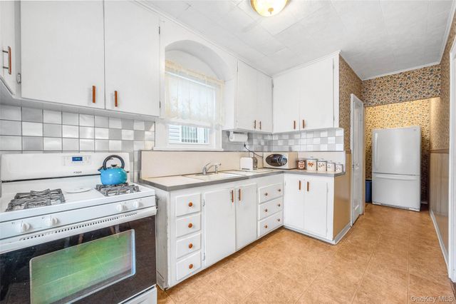 24358 144th Avenue, Rosedale, NY 11422