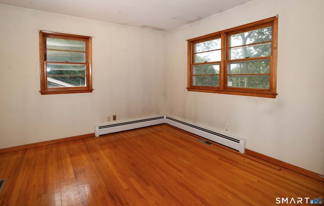 4 Musnug Road, Danbury, CT 06811
